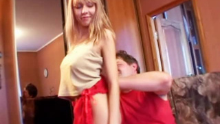 Дочки замутили инцест с родным папкой