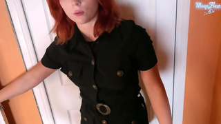 Охранник отжарил рыжую телку за воровство в питерском магазине