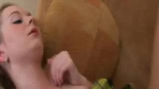 Препод аккуратно развел на частное порно школьницу