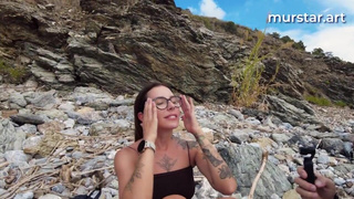 Две незнакомки, пляж и титьки — развели их на секс за 5 минут