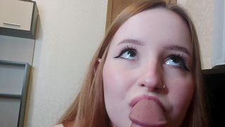 До гостей ещё полчаса — успею вручить ему свой восхитительный подарок