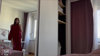 Растрахай меня перед свиданием, а? Вдруг у пацанчика конец большой..