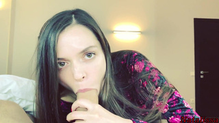 Русская сестра подарила брату на 18 лет отсос и свою половую щель