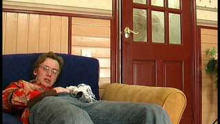 Паренек хорошенько трахнул взрослую мать