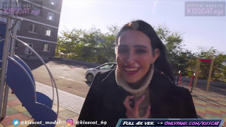 Русская сестричка потрахалась с братом в анал ради кончи на лицо в подворотне