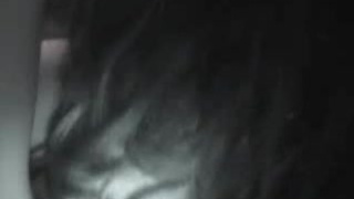 Пьяная русская парочка ебется перед камерой в аматорском порно