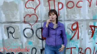 Русская проститутка не против сделать своему клиенту отсос на улице