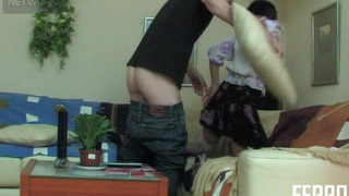 Сынишка стянул с матюрки трусы и чпокнул её в попку